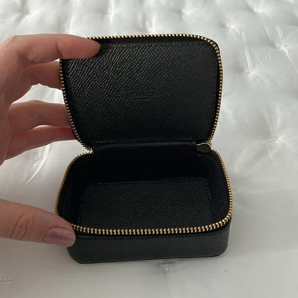 Small coach box - Picture 2 of 2